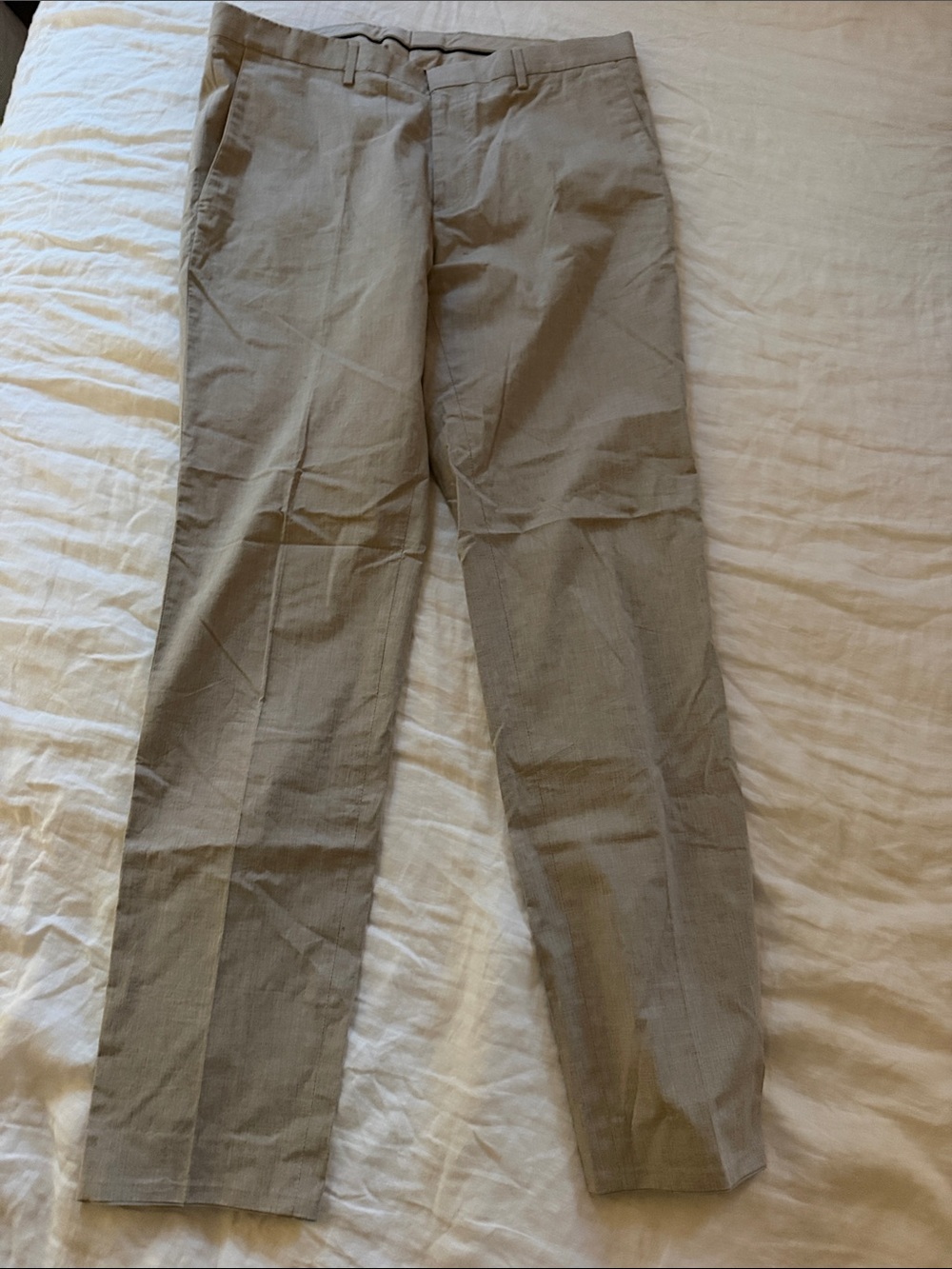 Hugo Boss Men's linen Dress Pants in Light Khaki